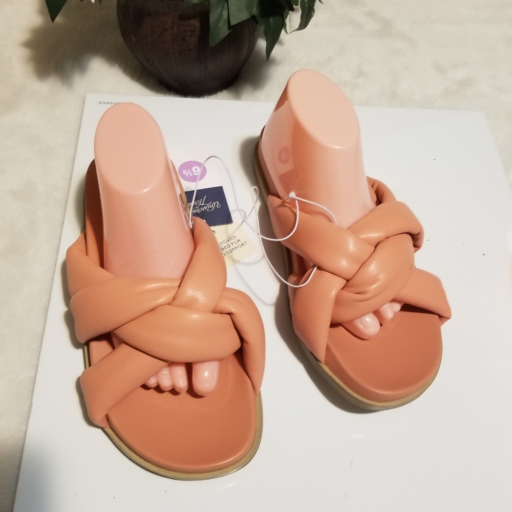 Universal Thread Tan Sandals Crossover Straps